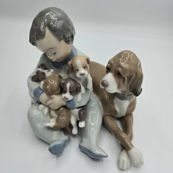Vintage  Lladro Boy Child With Dog & Puppies Figurine #5456 Porcelain Figurine - Picture 9 of 14